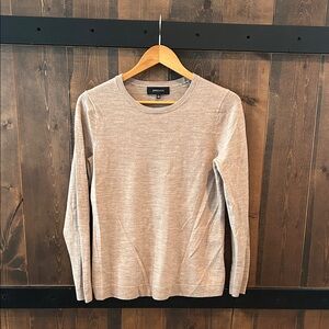 Jones & Co 100% Merino Wool 🐑 Tan Crew Neck Sweater Women’s Size L